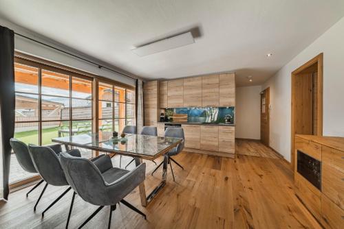 Kuchyňa alebo kuchynka v ubytovaní Dachstein West Apartments
