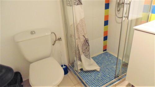 Koupelna v ubytování APARTAMENTO HABANERAS A 150M DEL MAR