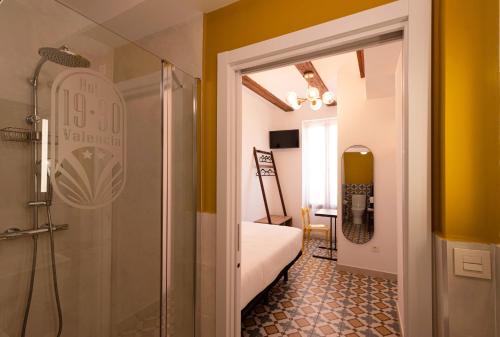 Koupelna v ubytování Hotel 19-30 Valencia