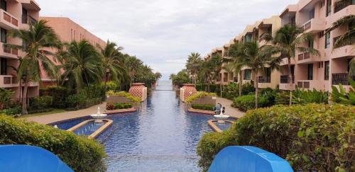 Πισίνα στο ή κοντά στο Marrakesh Huahin Condo