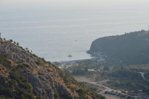 Fotografie z fotogalerie ubytování Tolis Rooms v destinaci Himare