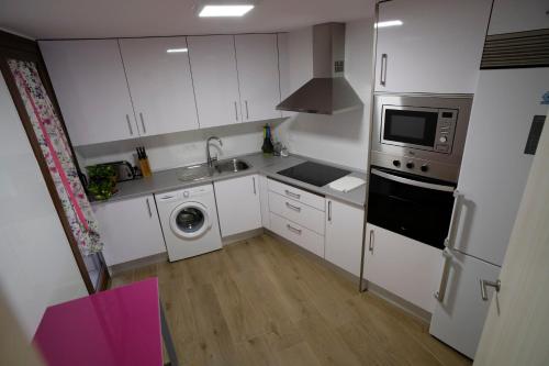 Dapur atau dapur kecil di Amanece Monegrillo Apartamentos