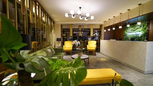 Lobbyn eller receptionsområdet på Fragments Hotel