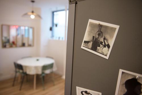 CHARMING Parisian Apartment WITH AIR CONDITIONING - CLIMATISATION & 2 BEDROOMS - Batignolles PARIS photo 10