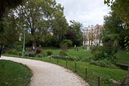 CHARMING Parisian Apartment WITH AIR CONDITIONING - CLIMATISATION & 2 BEDROOMS - Batignolles PARIS photo 44