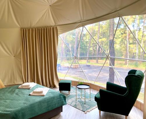 Posezení v ubytování Planeta Glamping