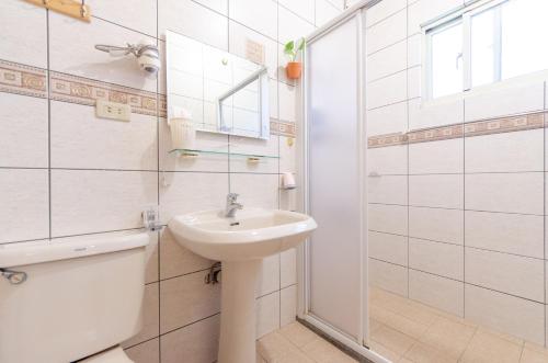 Koupelna v ubytování Sun Lu Holiday Homestay