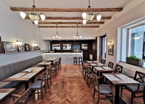 Restaurace v ubytování Hotel Švýcarský dům