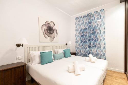 Posteľ alebo postele v izbe v ubytovaní Stay U-nique Apartments Mallorca II