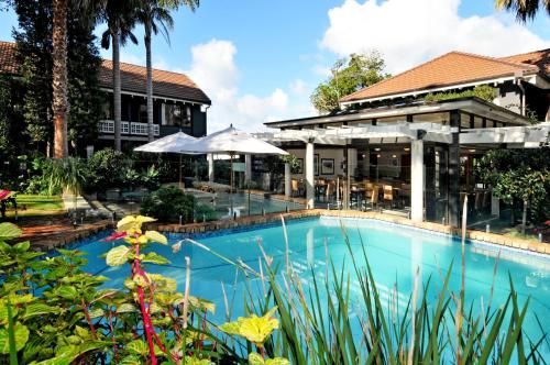 Poolen vid eller i närheten av Emerald Inn on Takapuna Beach