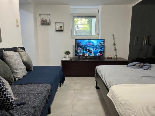 Glyfada Coast Studio, Athens, Greece