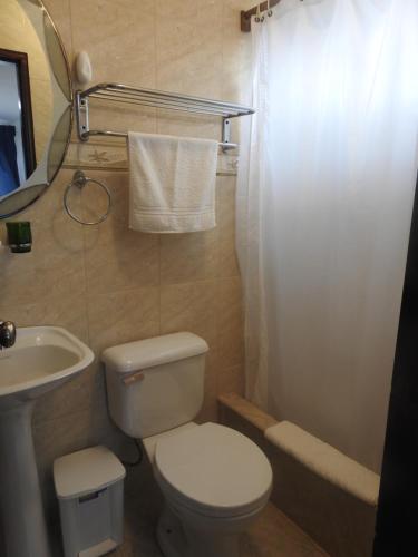 Koupelna v ubytování Hotel Valeritos