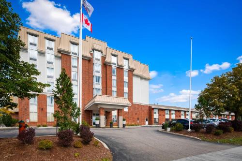 Best Western Plus Waterloo – Photos 2