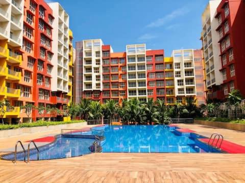 Piscina di TATA Rio De Goa - Resort style apt,6 KM from Airport o nelle vicinanze