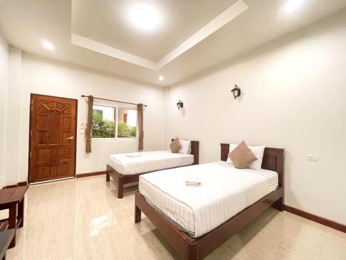 Gambar di galeri bagi จันทร์วารีรีสอร์ท di Sangkhla Buri
