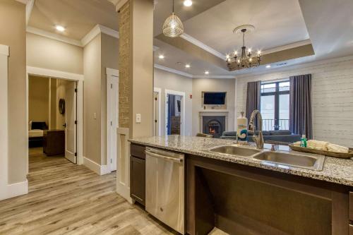 Gallery image of New Hotel Collection Smoky Mountains in Sevierville