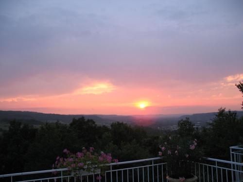 Photo de la galerie de l'établissement Villa Ric, à Saint-Céré