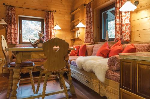 Χώρος καθιστικού στο Romantisches Berg-Chalet