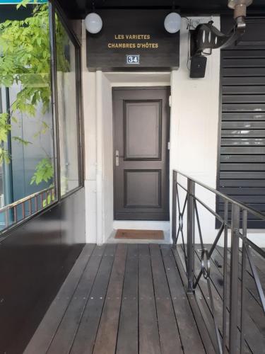 Φωτογραφία από το άλμπουμ του Maison d'Hôtes Les Variétés στο Σεν-Ρεμί-ντε-Προβάνς
