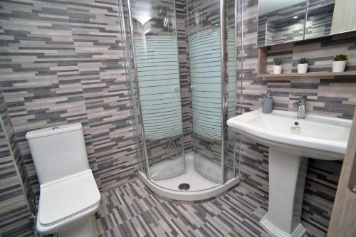 Zdjęcie z galerii obiektu luxury apartment st Demetrios downtown w Salonikach