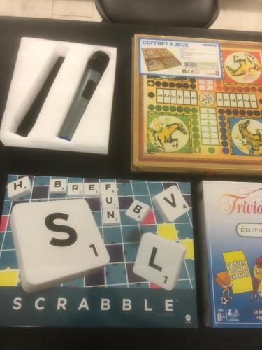 a board game with the number and a scrabble at Villa del catalunya in Perpignan