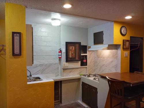 
A kitchen or kitchenette at niagara falls STUDIO in new york USA
