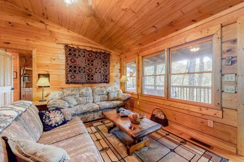 Unplugged Mountain Retreat – Photos 2