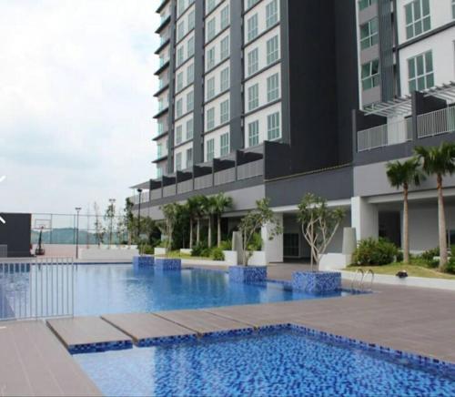 Kolam renang di atau dekat dengan MyHome 2B At Seri Kembangan With A View
