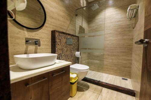 Vashishth Guest House tesisinde bir banyo