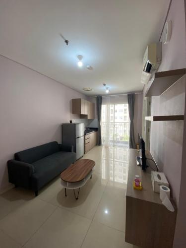 2 Bedroom Apartment next to Central Park Mall, Jakarta, Indonezia