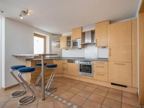 Apartment Nadine-6 by Interhome