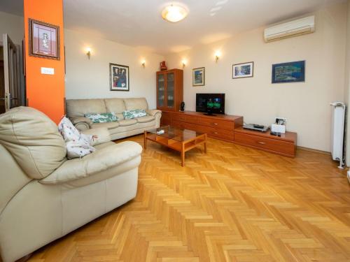 Apartment Matko by Interhome