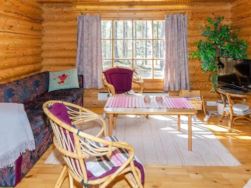 Posezení v ubytování Holiday Home Honkakoli 9 by Interhome