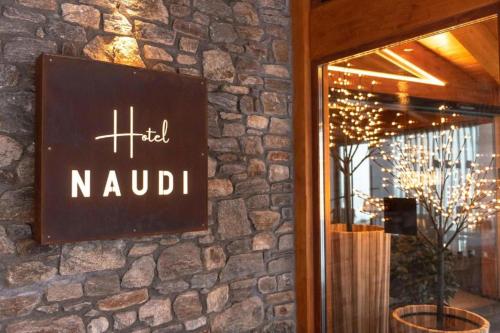 Certifikát, hodnocení, plakát nebo jiný dokument vystavený v ubytování Hotel Naudi Boutique Adults only