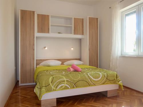 Apartment Valentina-3 by Interhome