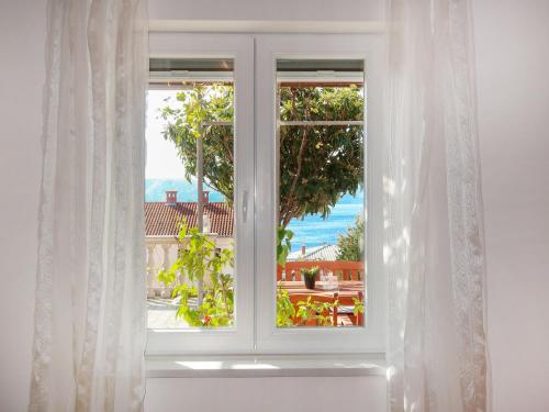 Apartment Valentina-3 by Interhome