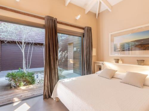 Holiday Home Villa Lavezzi by Interhome