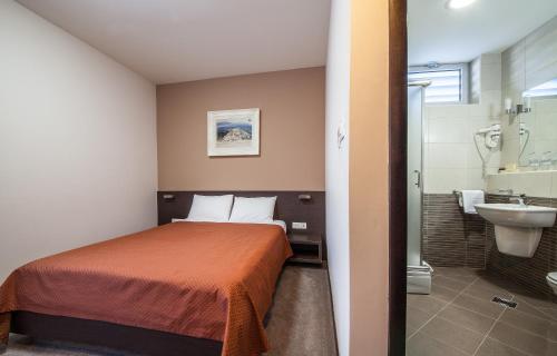 Gallery image of Hotel Terminus in Podgorica