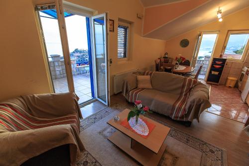 Gallery image of Apartments and Rooms Drago in Sveti Stefan