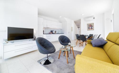 Villa Aliara Pool Apartment