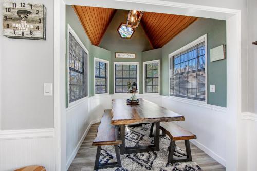 The Cedar House – Photos 3