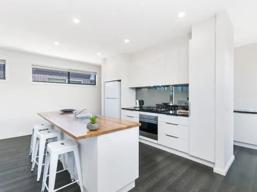 Thunder Point picture