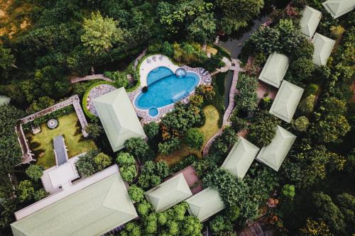 La alberca dentro o cerca de Vivace Khaoyai