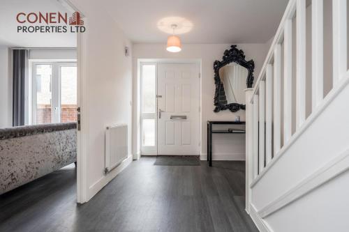 Gallery image of CONEN Image Two Apartment in Romford