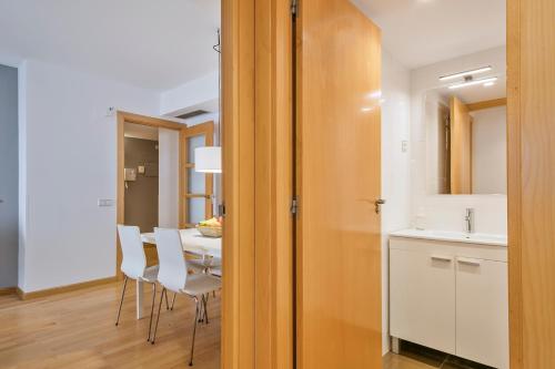 Gallery image of Inside Barcelona Apartments Princep in Barcelona