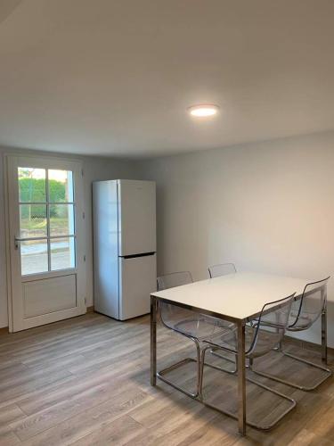 Appartement, centre ville AIGUILLON – Photos 3