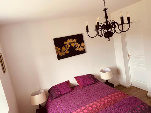 Postel nebo postele na pokoji v ubytování Gîte La Petite voûte