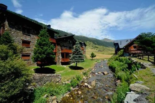 Preciosa Pleta en la Vall d’Incles HUT 7960 picture