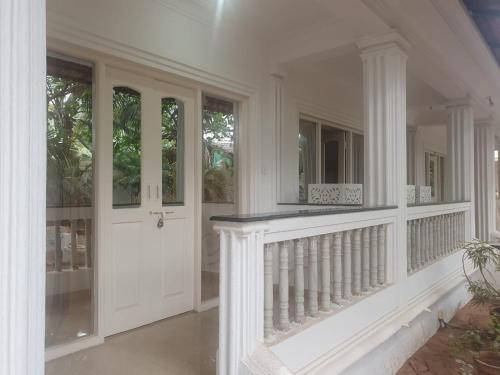 Balkón nebo terasa v ubytování Lillywoods Zac Beach Resort, Calangute