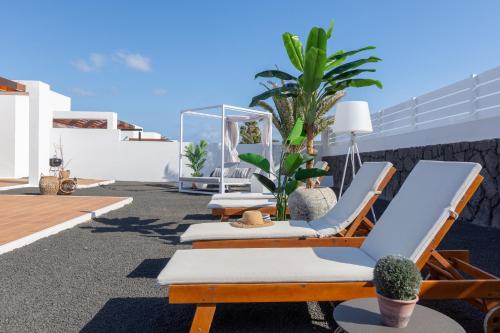 Villa Nayra by Villalia
